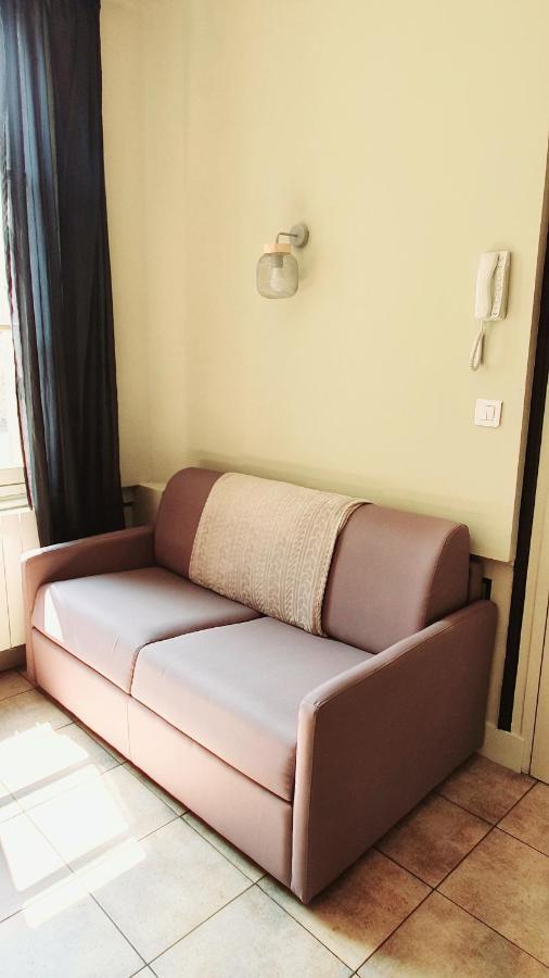 Apartament Le 2 Pieces Avec Parking Prive Honfleur Zewnętrze zdjęcie